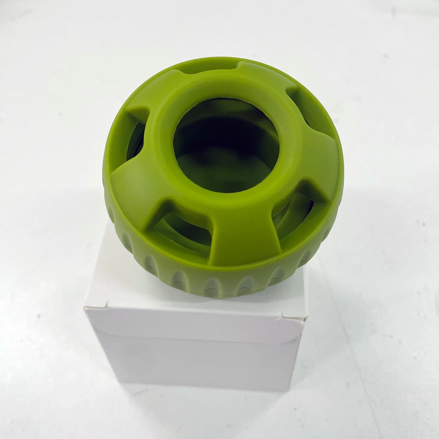 ChillChew by MeowMeows™ – Freezable Rubber Treat Toy & Silicone Mold for Dogs