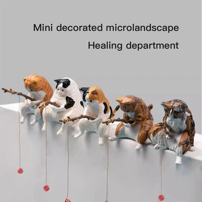 CatCast™ – Mini Fishing Cat Aquarium Ornament